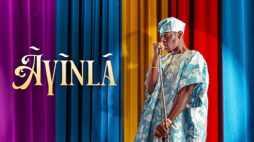 When Ayinla is performing on stage, one could see the audience singing along, lip syncing the lyrics, their heads swaying left and right and throwing them back into nostalgia. [Image Credit: Netflix]